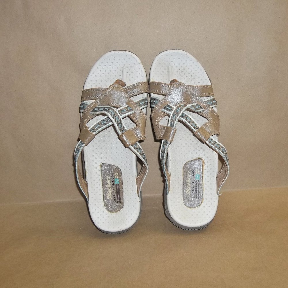 Sketchers Outdoor Lifestyle Leather Women Sandals. Size 8 Color is Tan